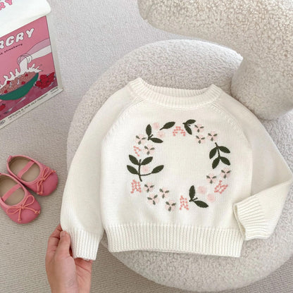 Round Neck Flower Embroidery Pullovers